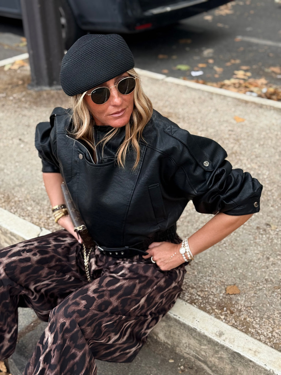 Chapeau rond en paille 573 NOIR uni