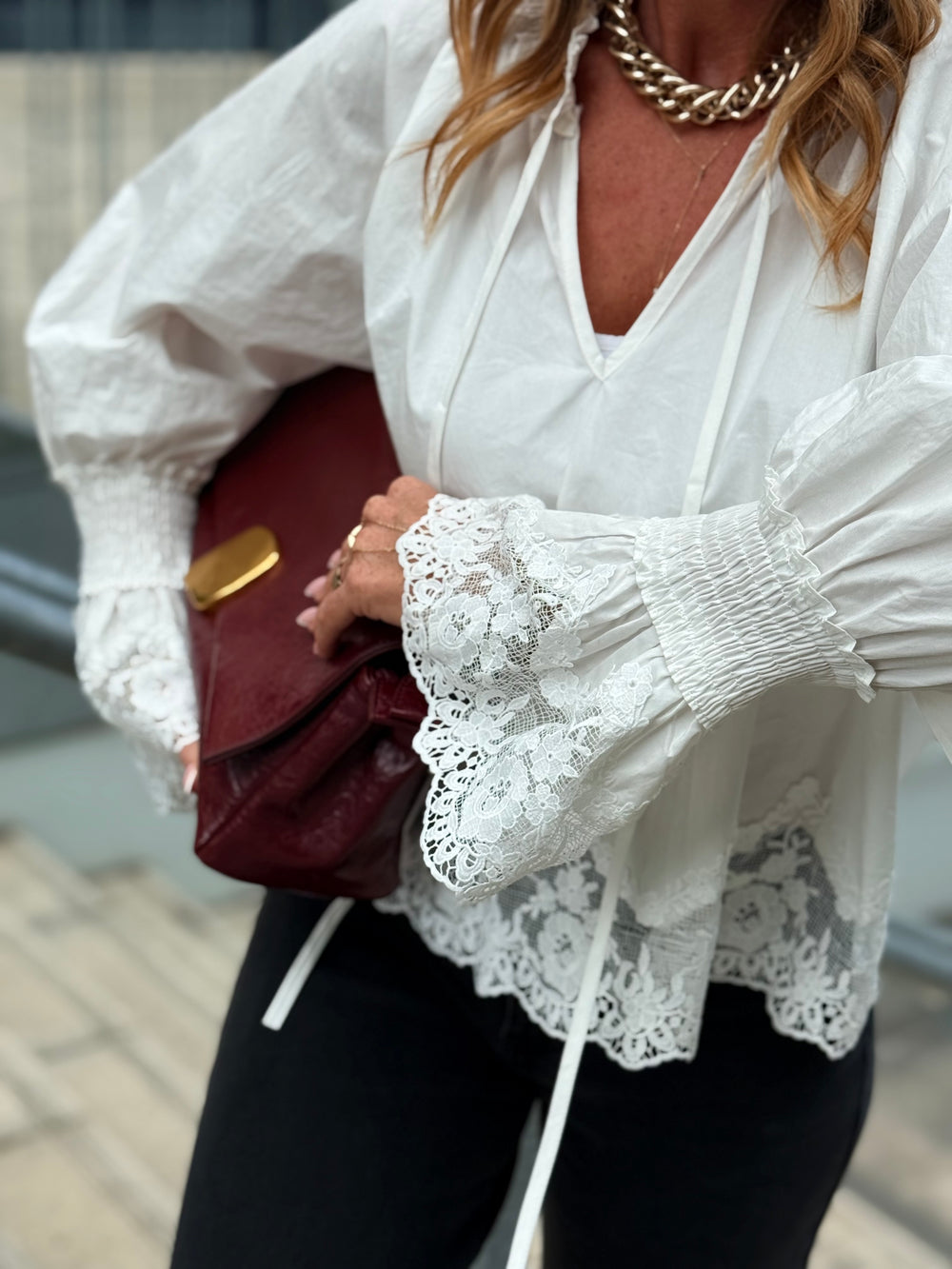 Blouse volant dentelles 5456 blanc