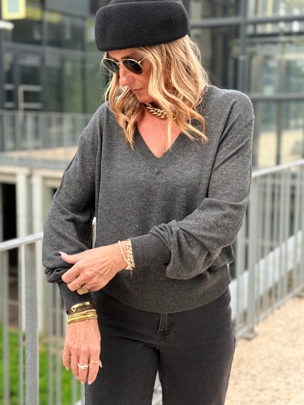 Pull laine simple col V 2032 Gris