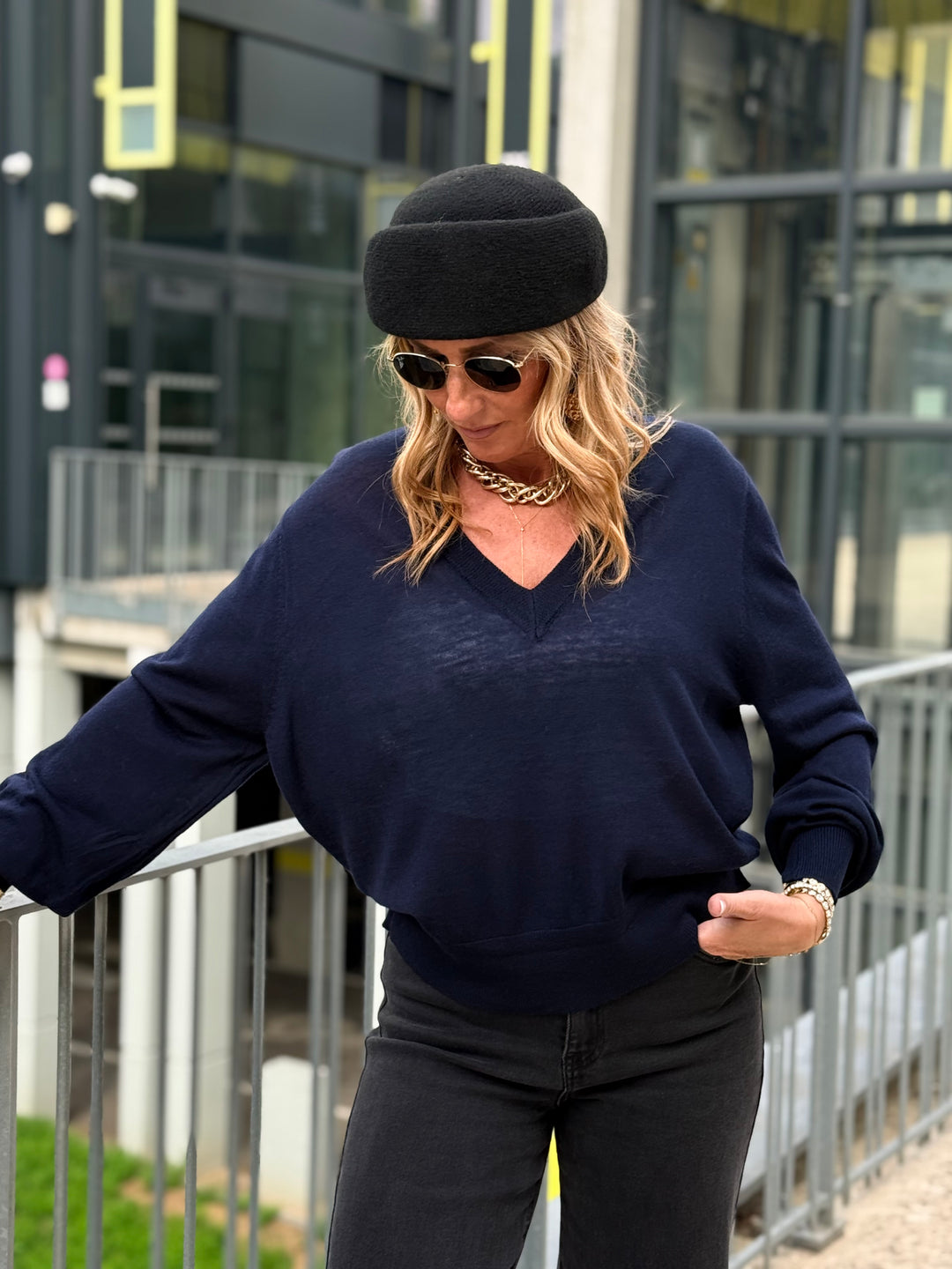 Pull laine simple col V 2032 Bleu marine