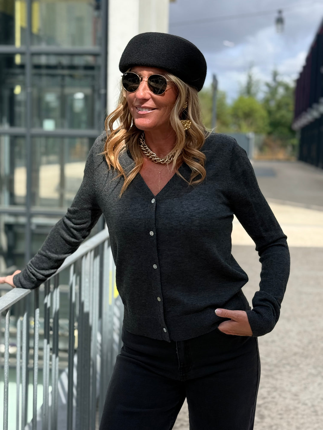 Gilet laine simple col V 2033 Gris