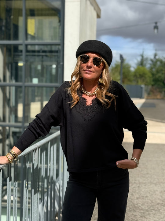 Pull Col dentelles Noir 299