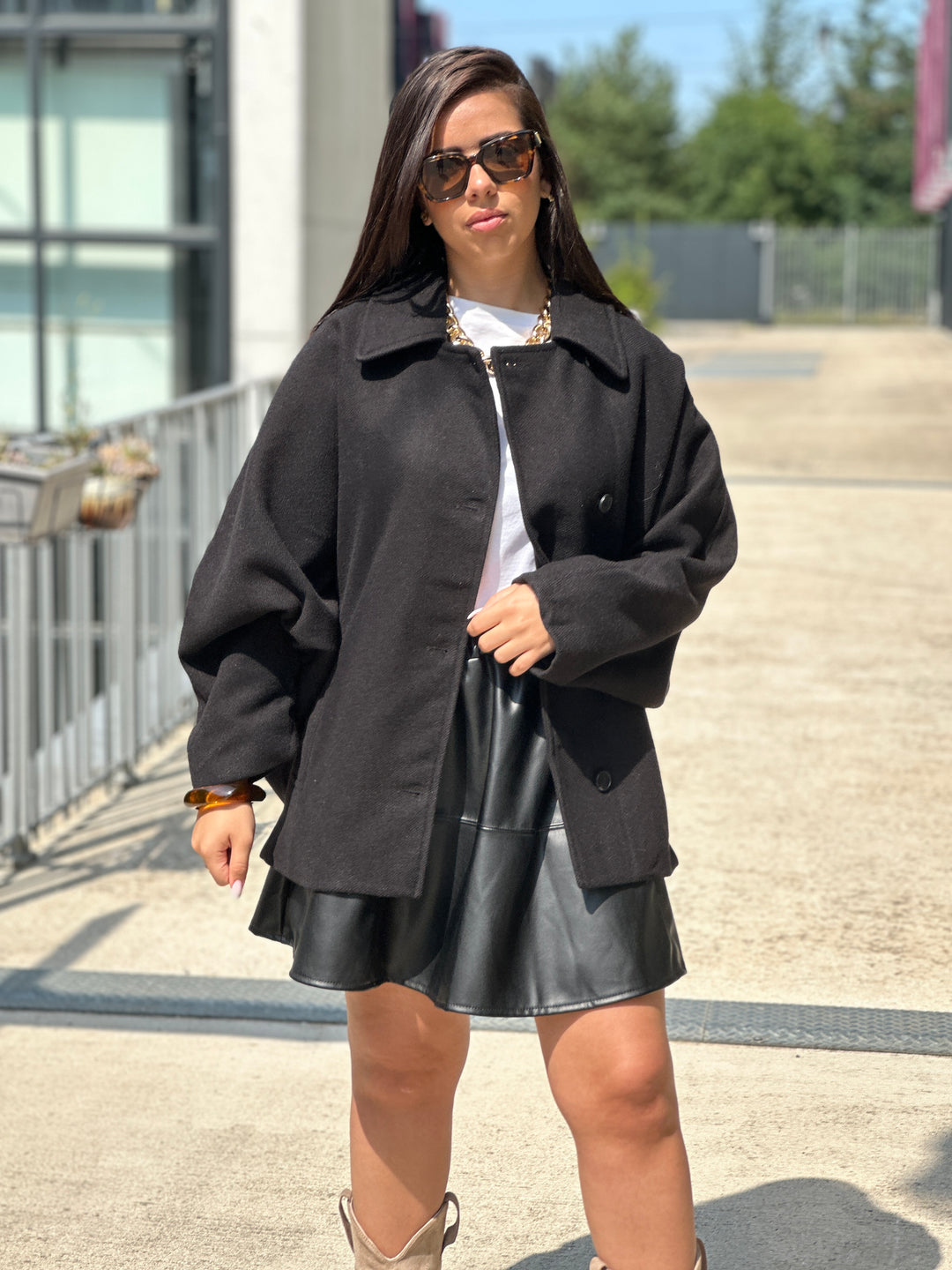 Manteau manches chauve souris noir 2336