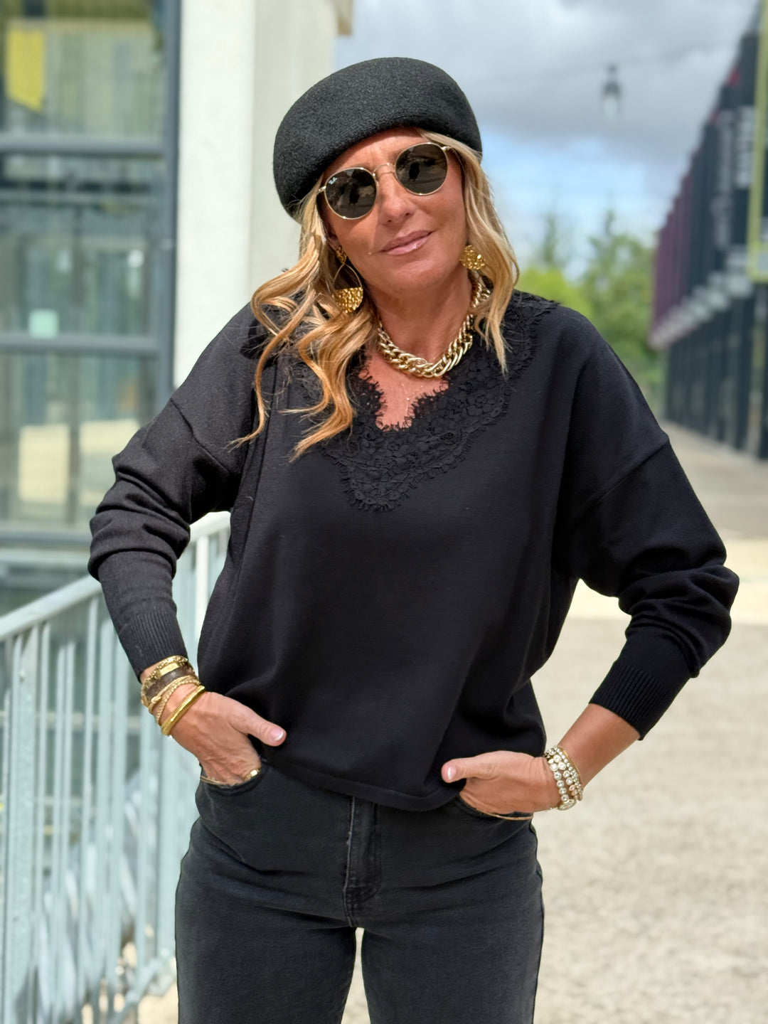 Pull Col dentelles Noir 299