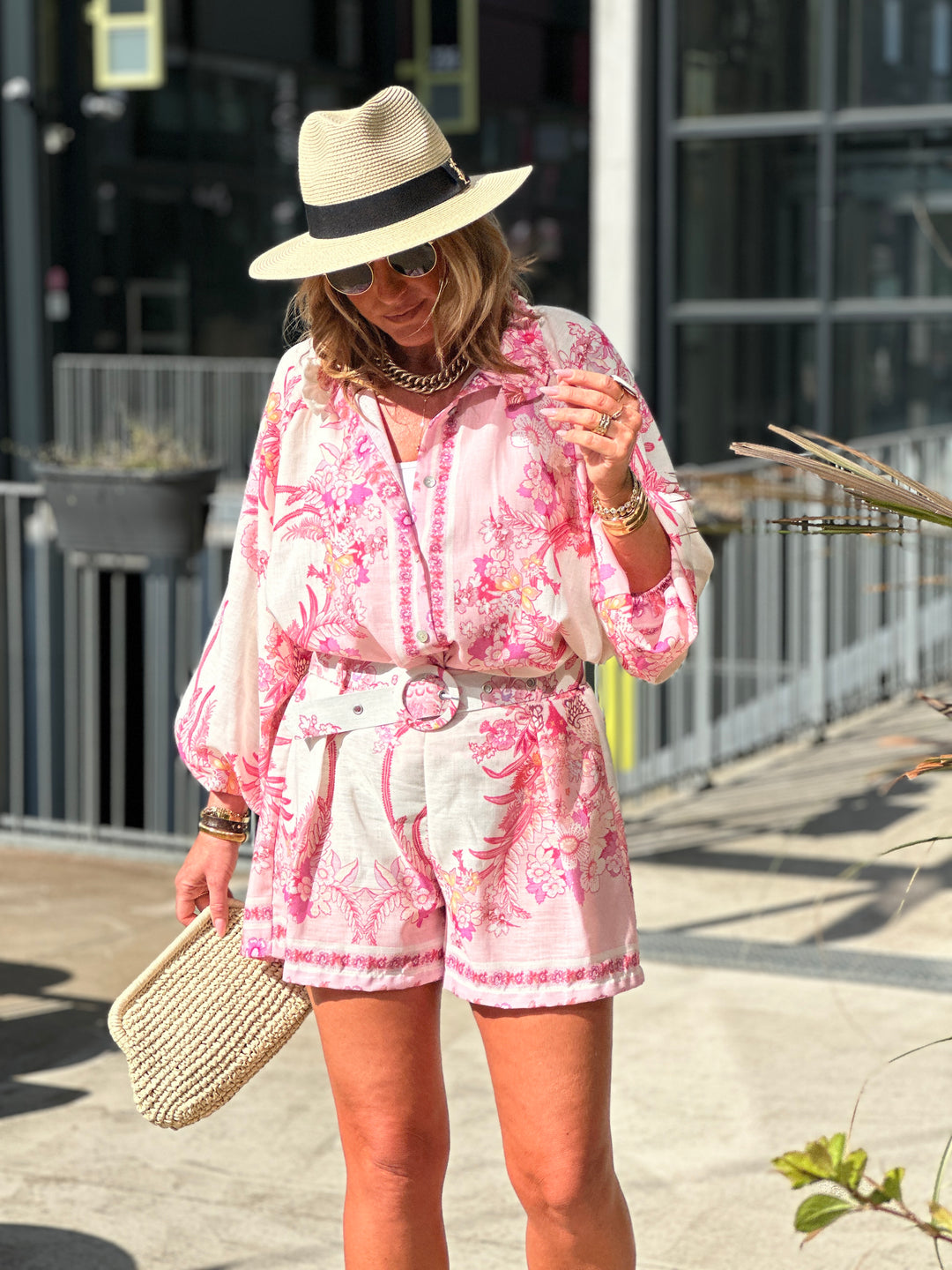 Ensemble chemise short motifs rose
