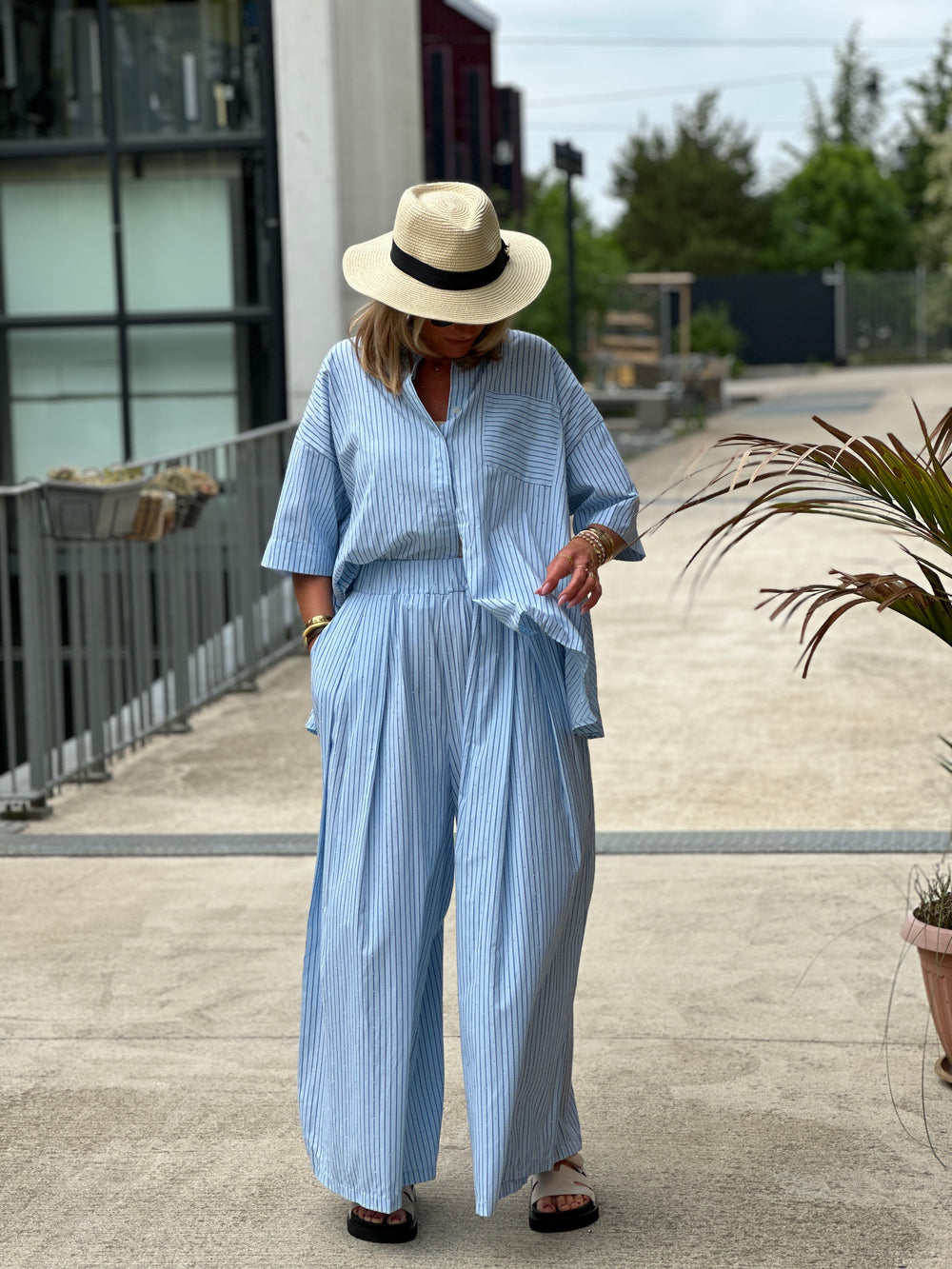Ensemble chemise pantalon rayure strass bleu