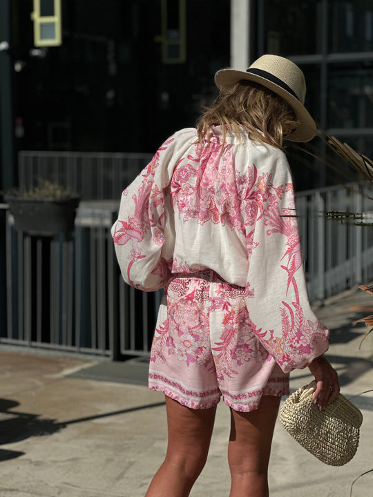 Ensemble chemise short motifs rose