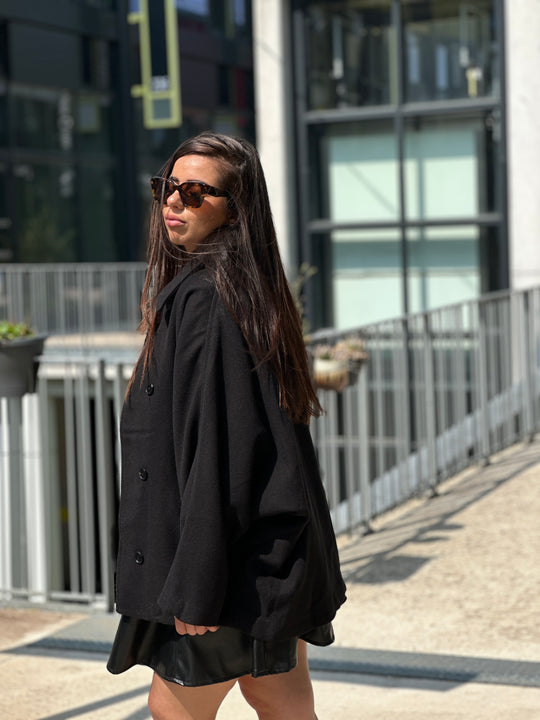 Manteau manches chauve souris noir 2336