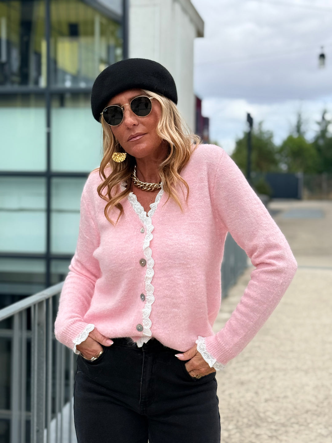 Pull rose col dentelle Yp1990