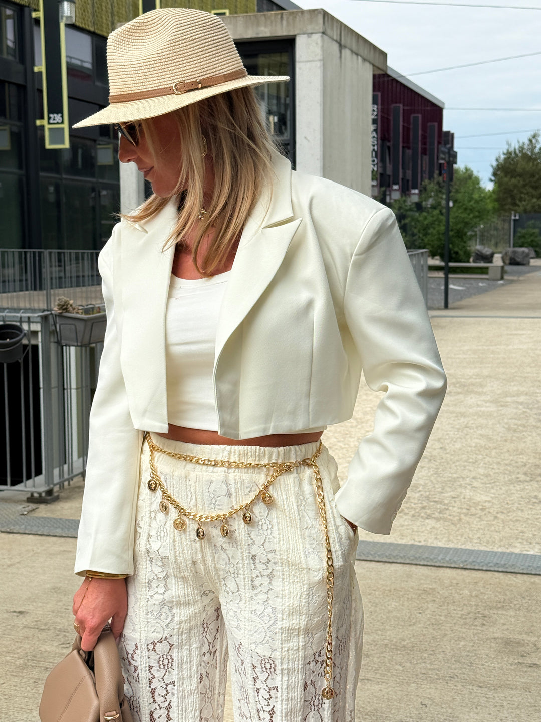 Blazer court taille oversize Ecru V7957