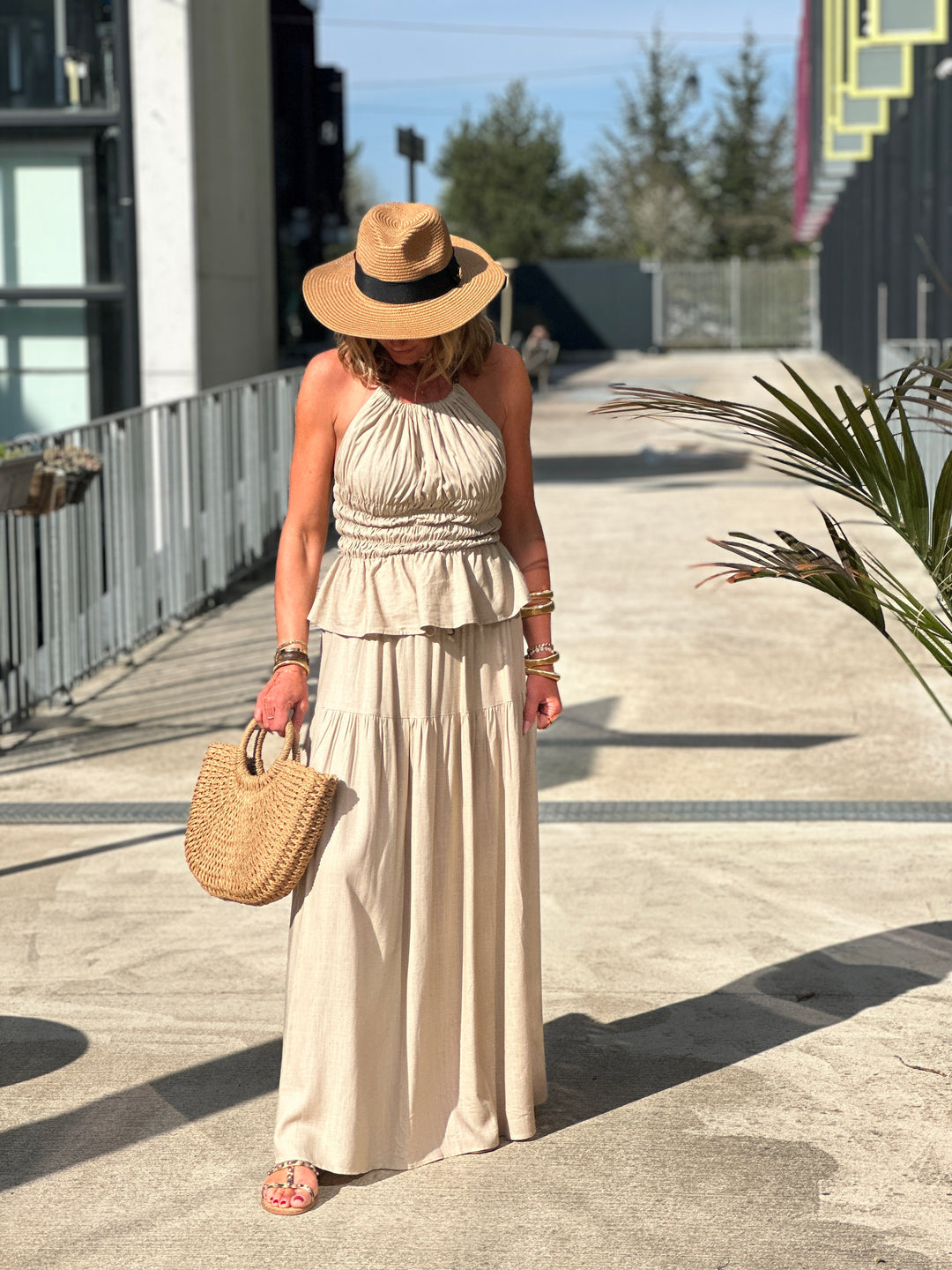 Ensemble top jupe volant taupe 9257