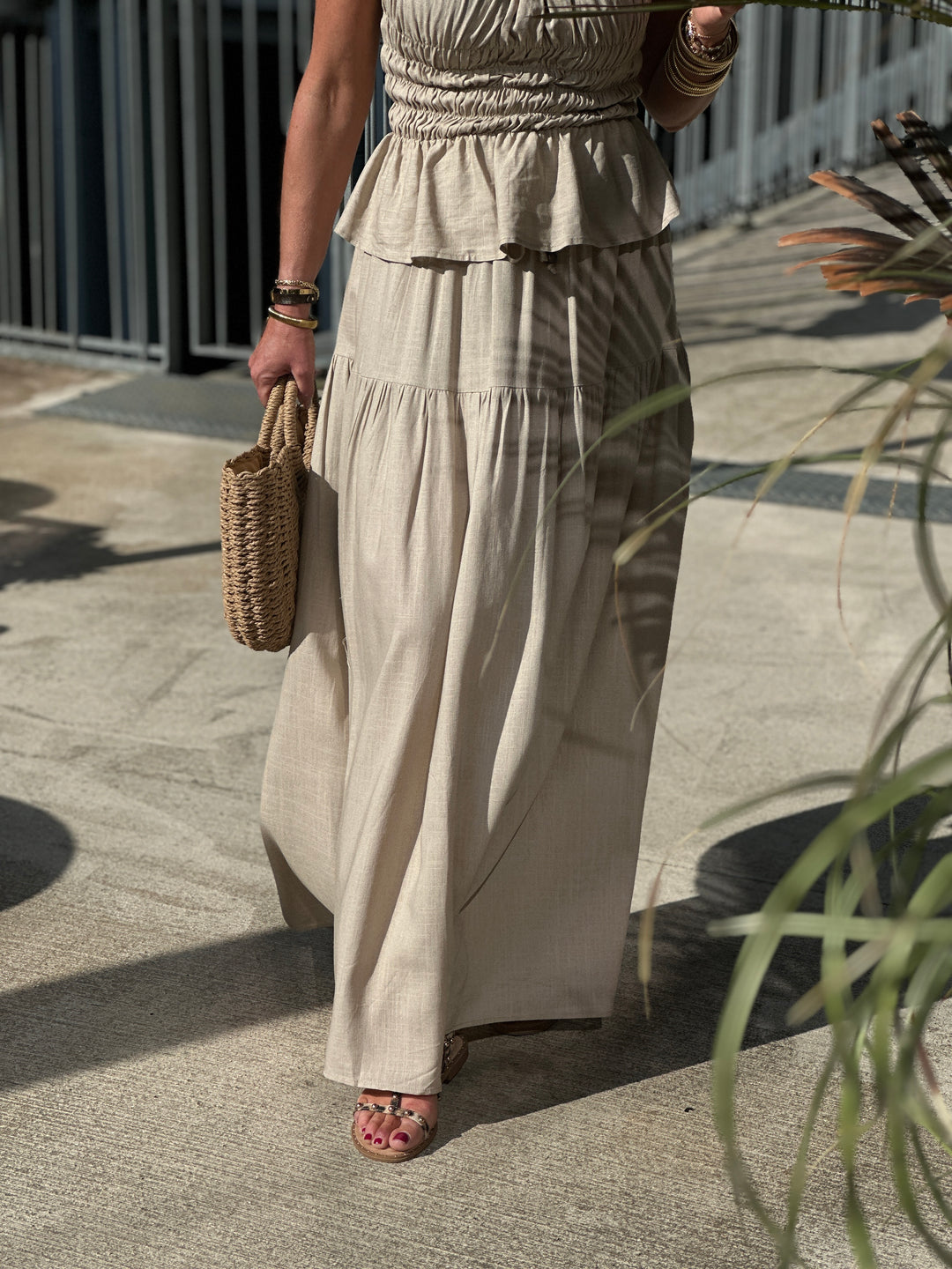 Ensemble top jupe volant taupe 9257