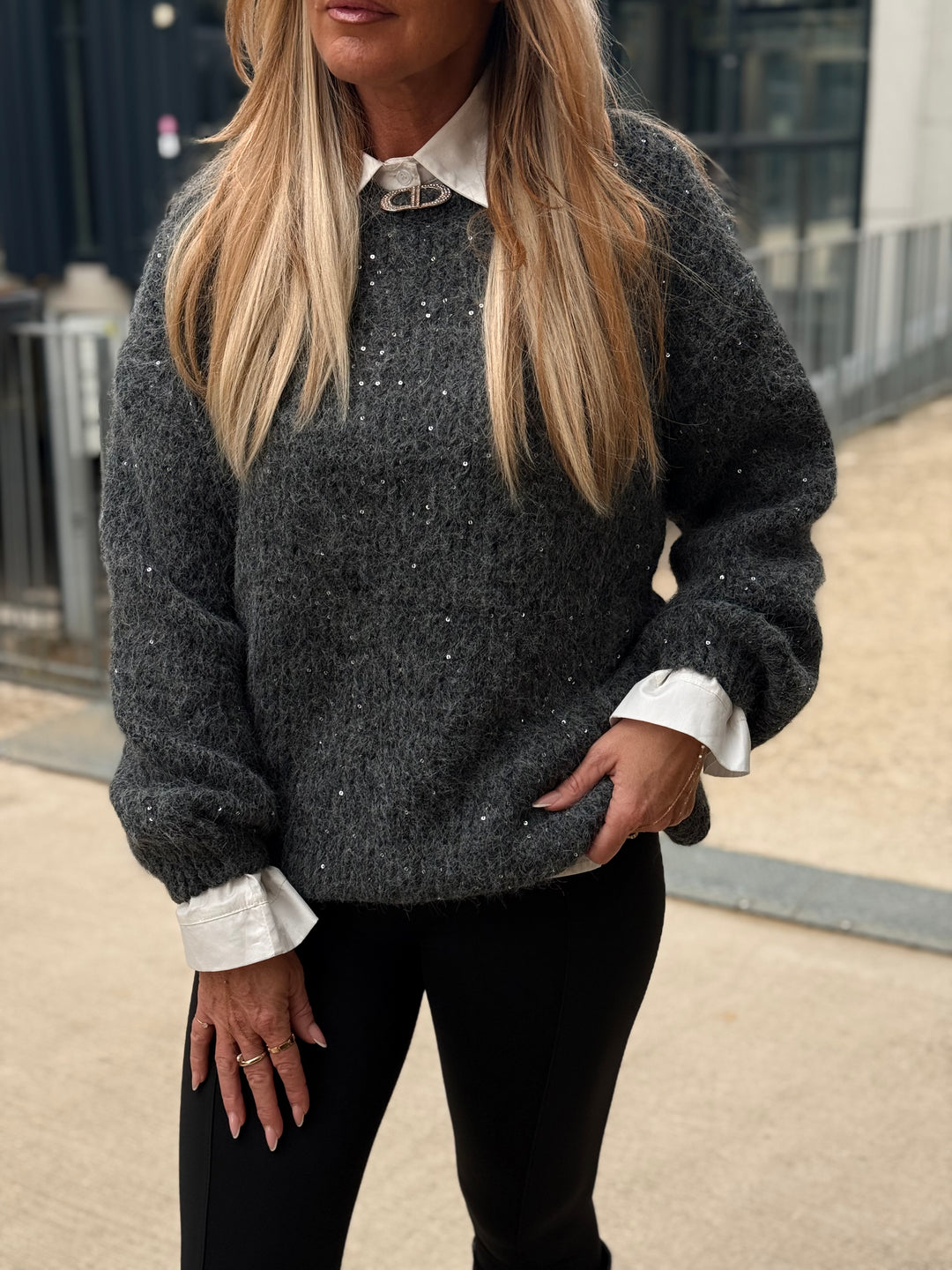 Pull maille gris sequin argenté 1808