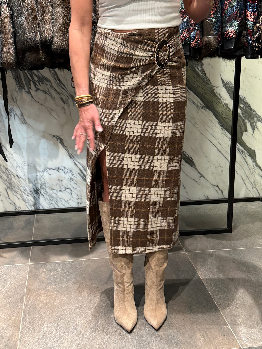 Jupe carreau boucle or choco