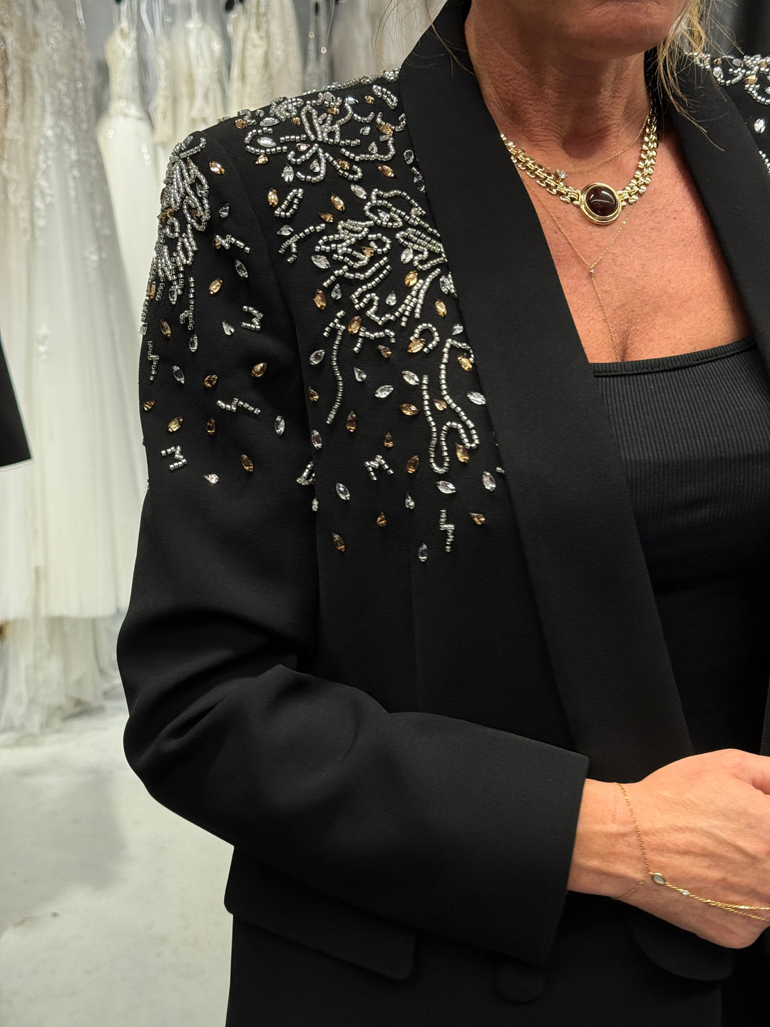 Blazer noir epaulette strass