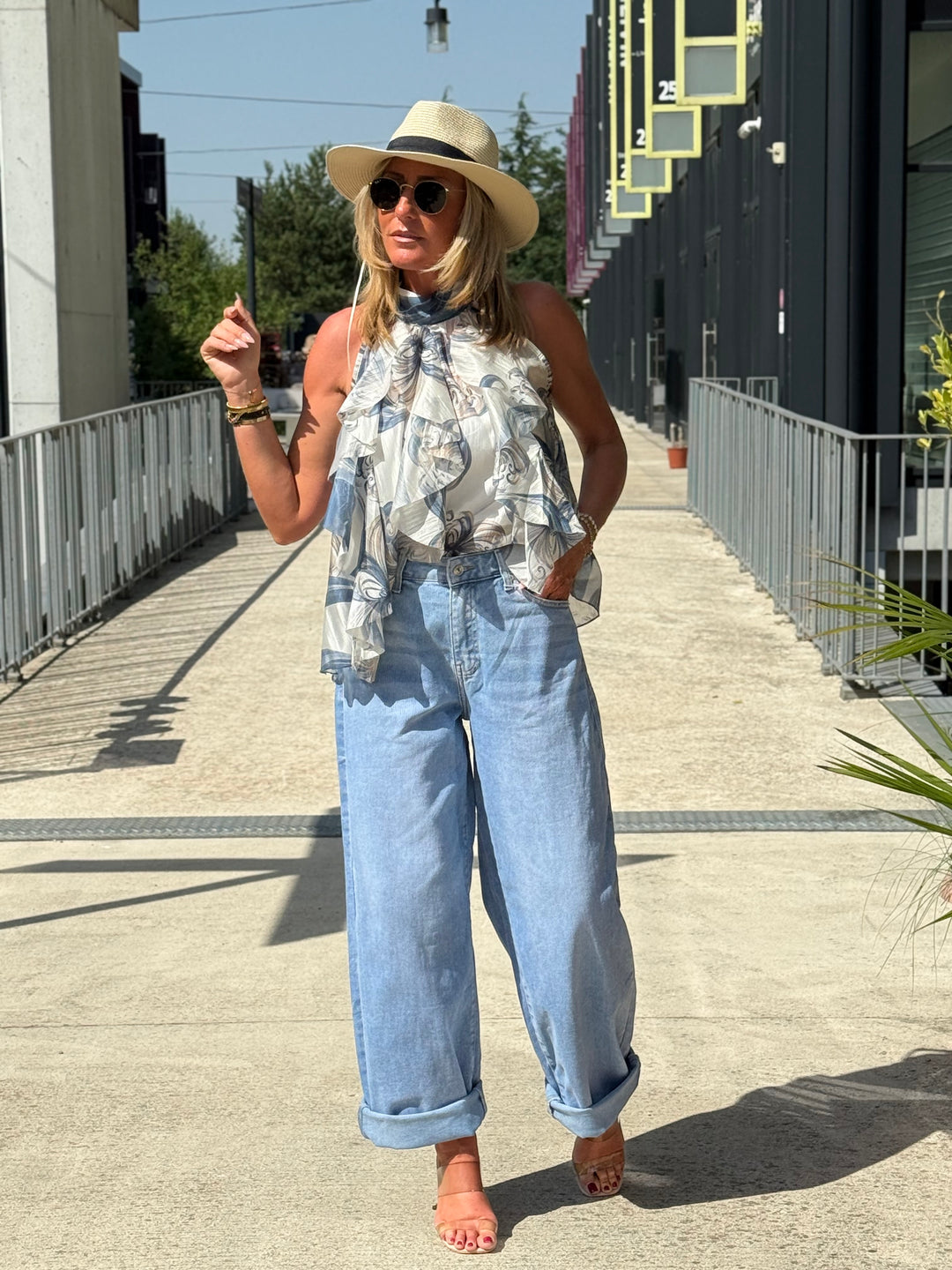 Jean ballon clair 693 (taille grand )