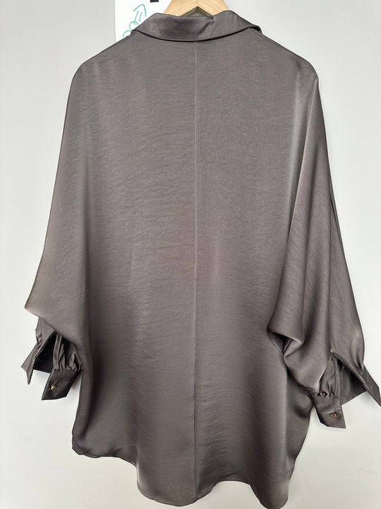Chemise loose satin Asma Gris /PF-01