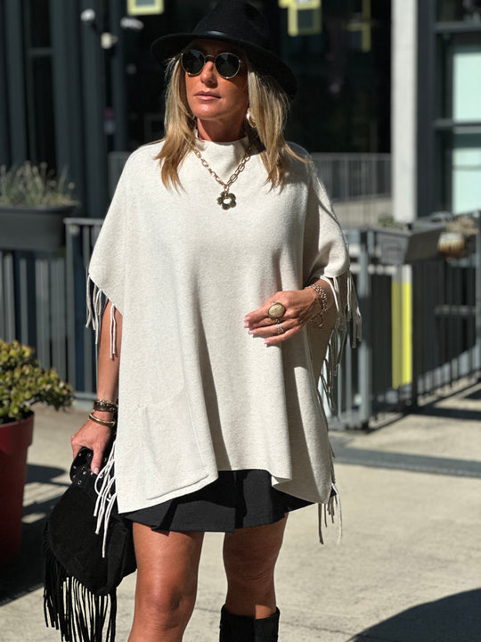 Pull poncho frange TR8313
