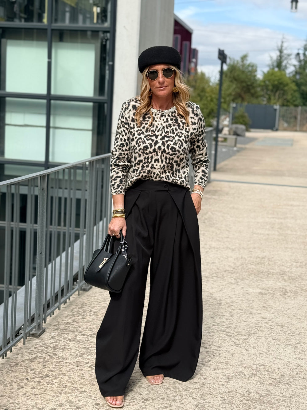 Pull Gilet leopard col strass 2560
