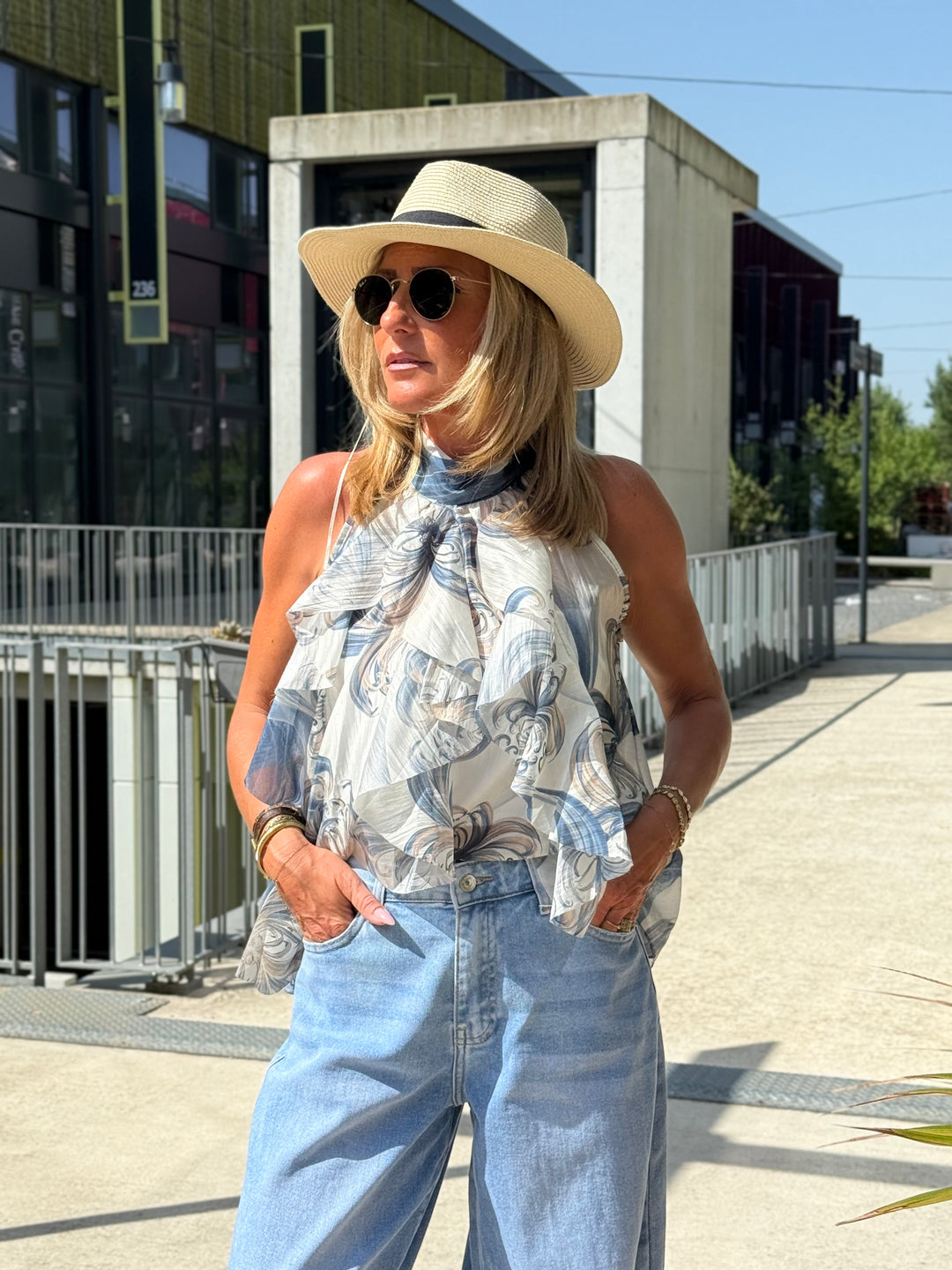 Top volant bleu 4529