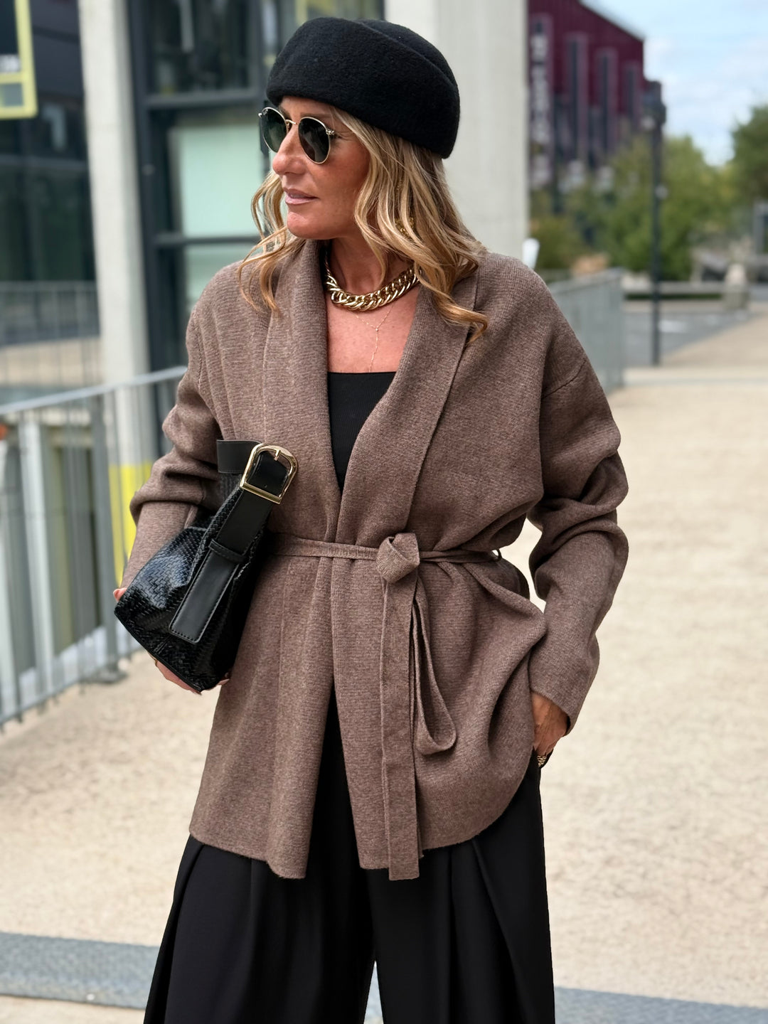 Gilet mi-long col droit 9066