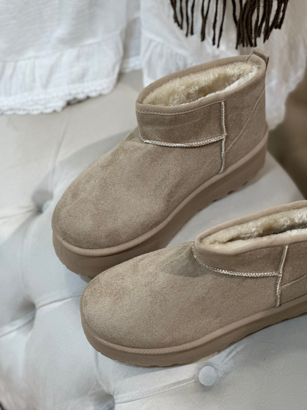 Boots fourrure Nour Beige