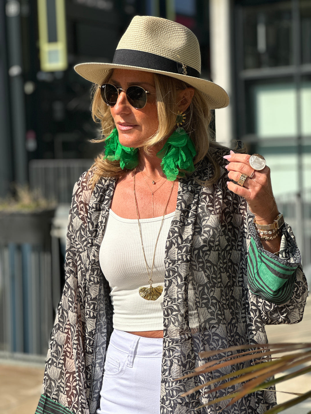 Kimono noir liserées vert
