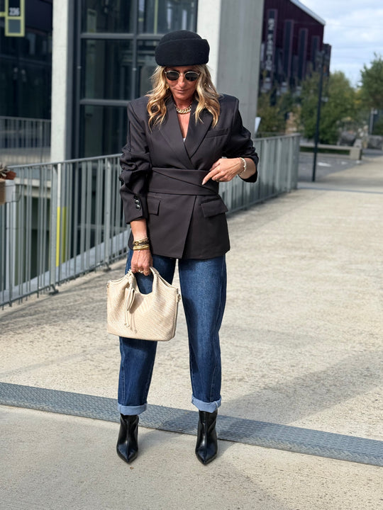 Blazer cintré avec ceinture Noir 3190