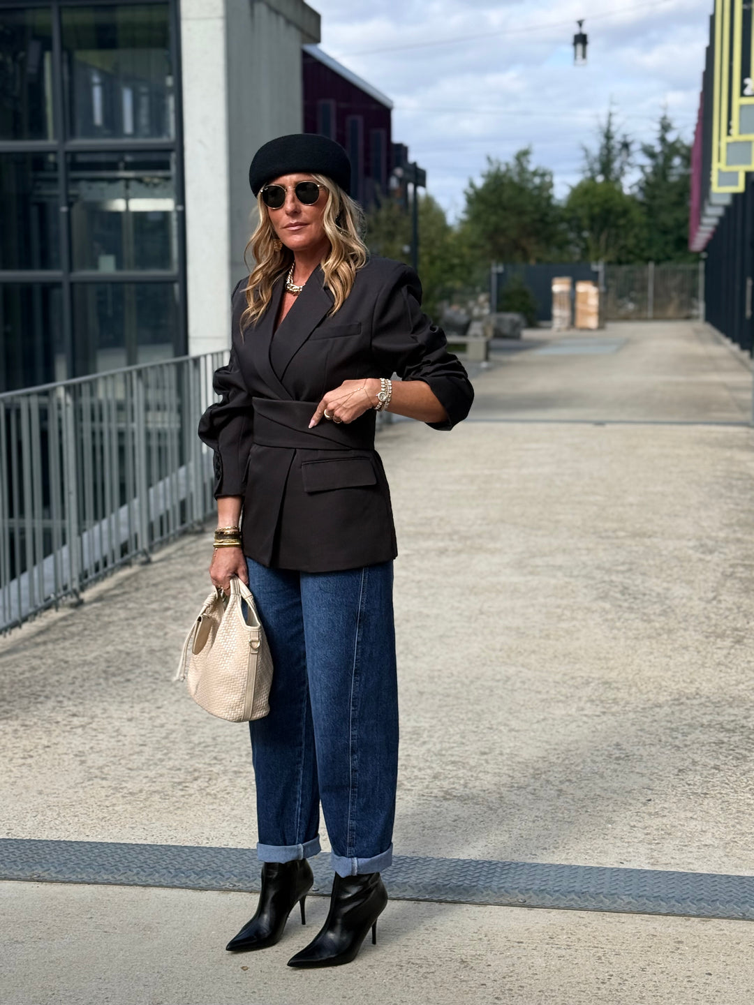 Blazer cintré avec ceinture Noir 3190