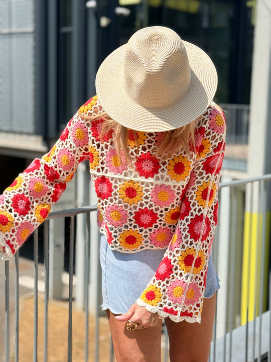 Pull crochet fleurs D59