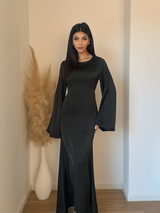 Robe satin serine Noir PF329