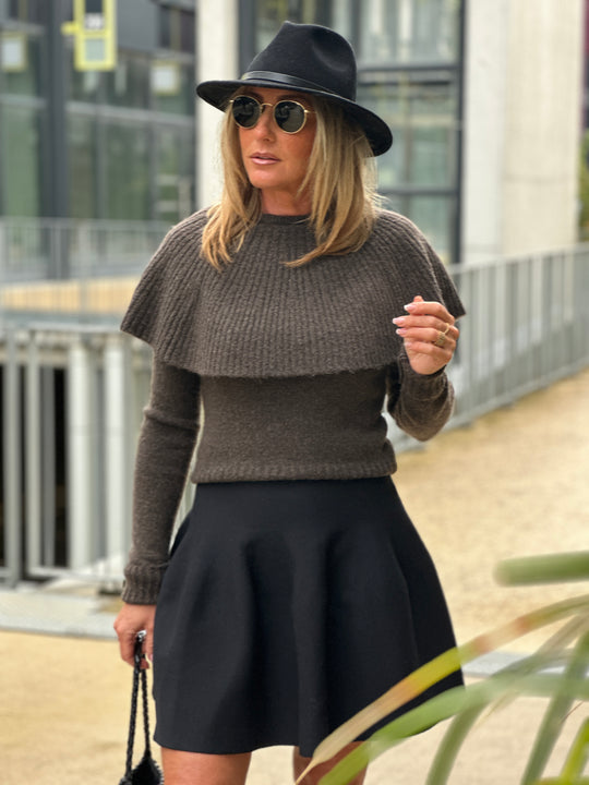 Pull épaules cape choco TL229