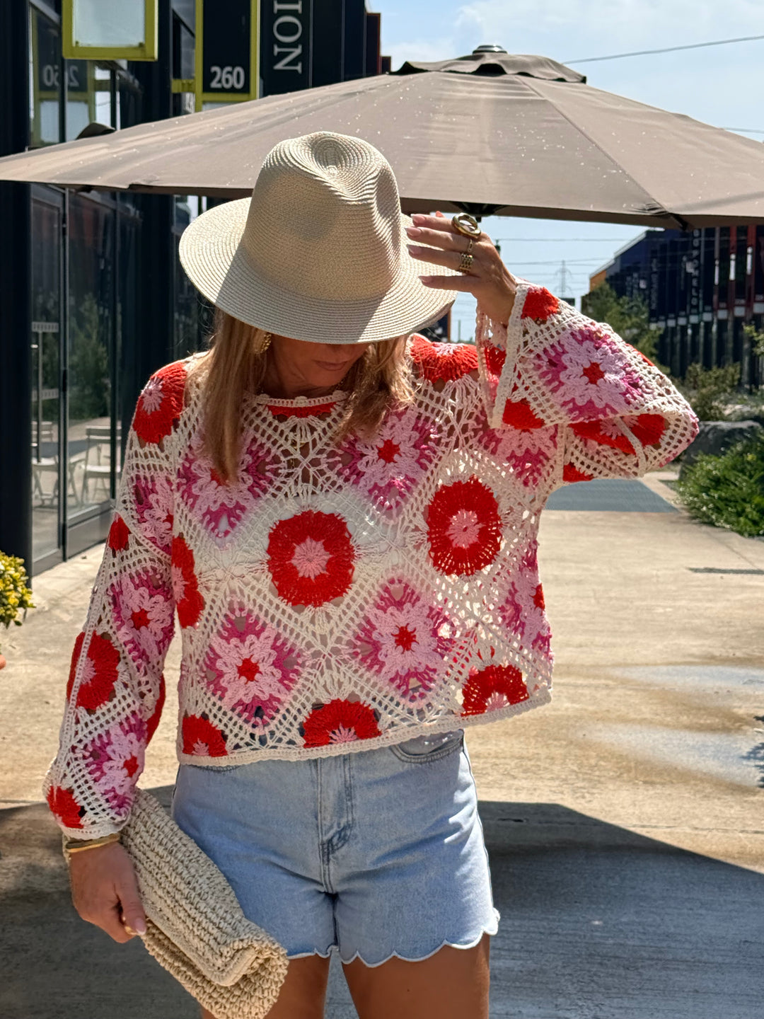 Pull crochet fleurs ROSE D56