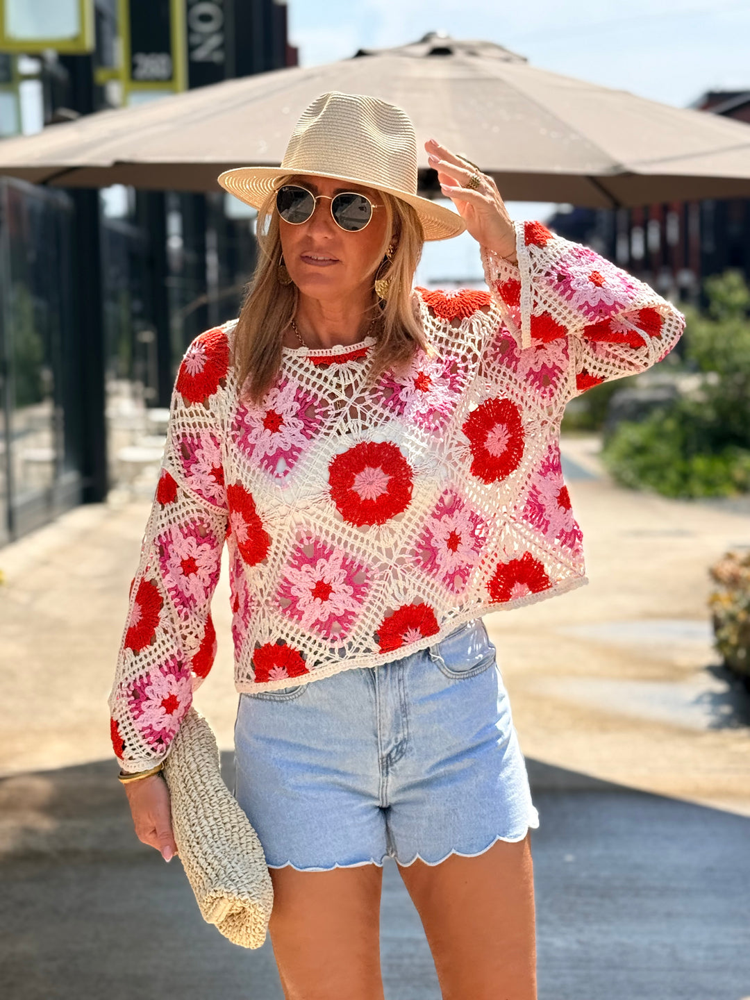 Pull crochet fleurs ROSE D56
