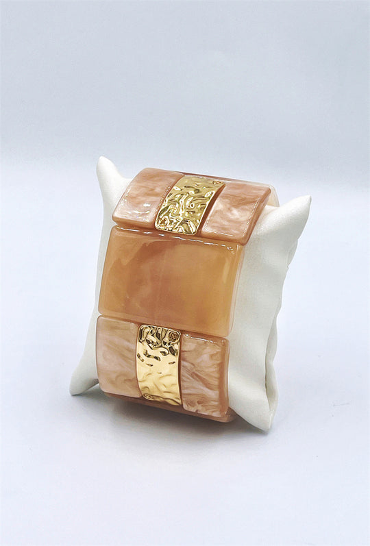 Bracelet manchette nacré or