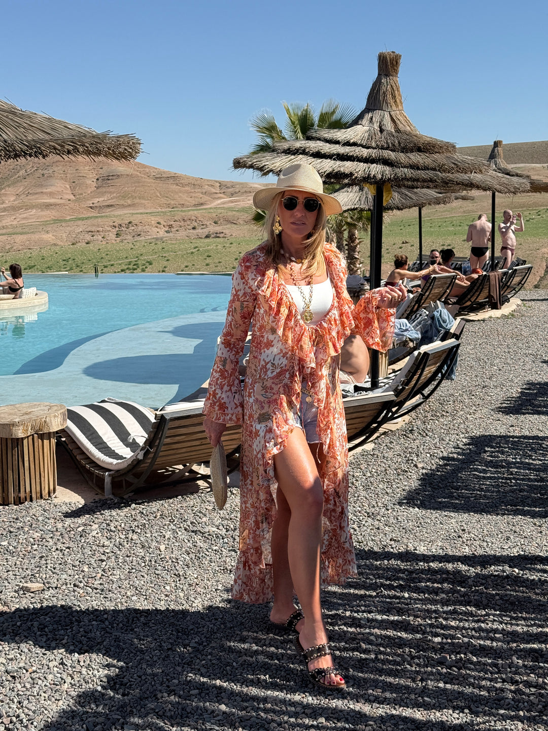 Robe imprimée orange volant en bas 7498