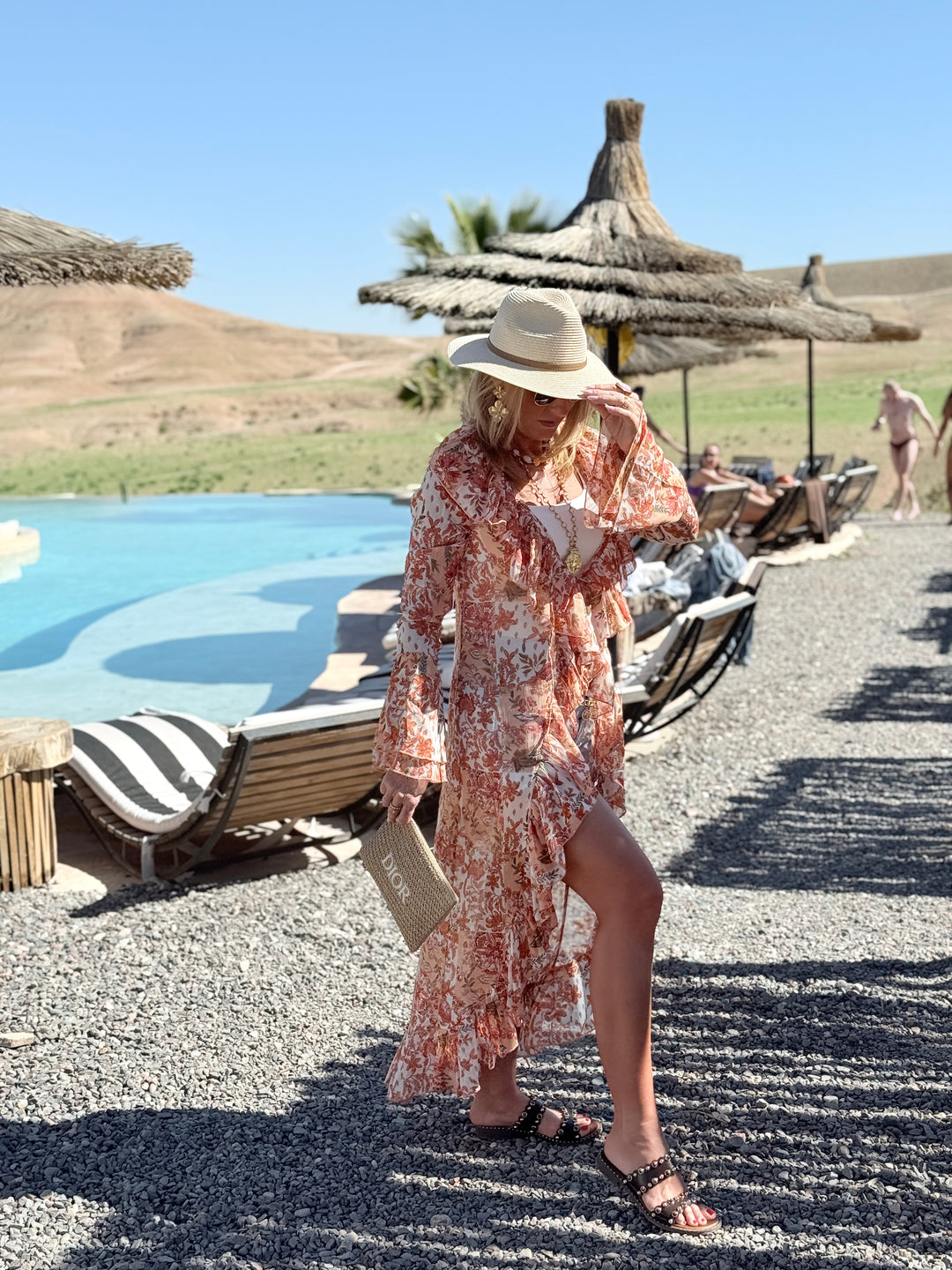 Robe imprimée orange volant en bas 7498