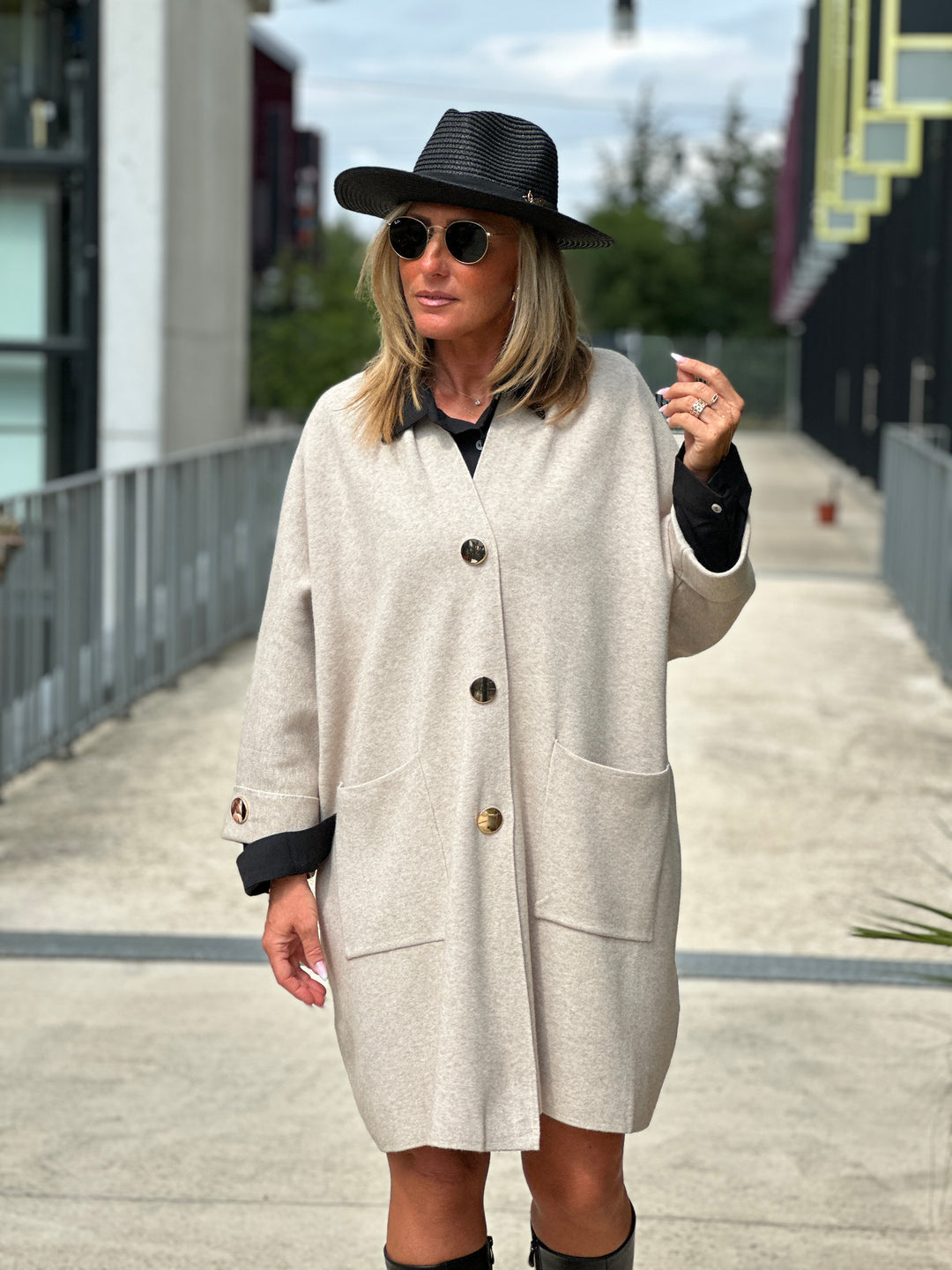Gilet long boutons et poches 1541