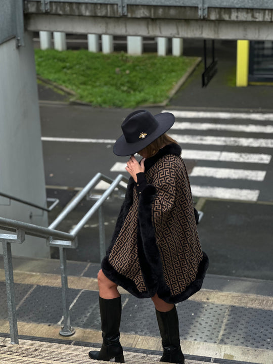 Poncho bandes fourrures F