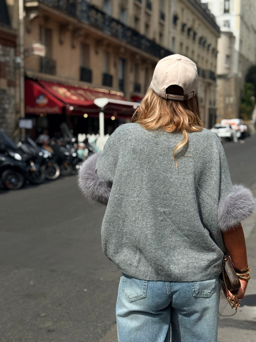 Pull manches fourrures amovibles 26633 Gris