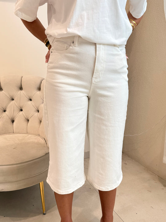 Jean Bermuda Blanc droite 9260