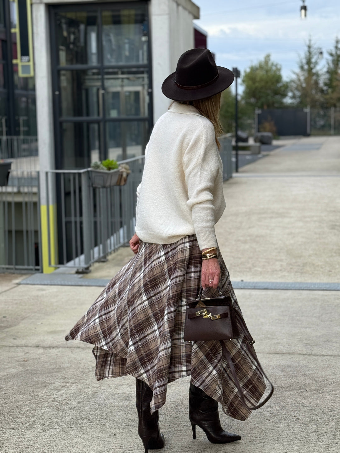 Jupe asymétrique carreaux beige/choco