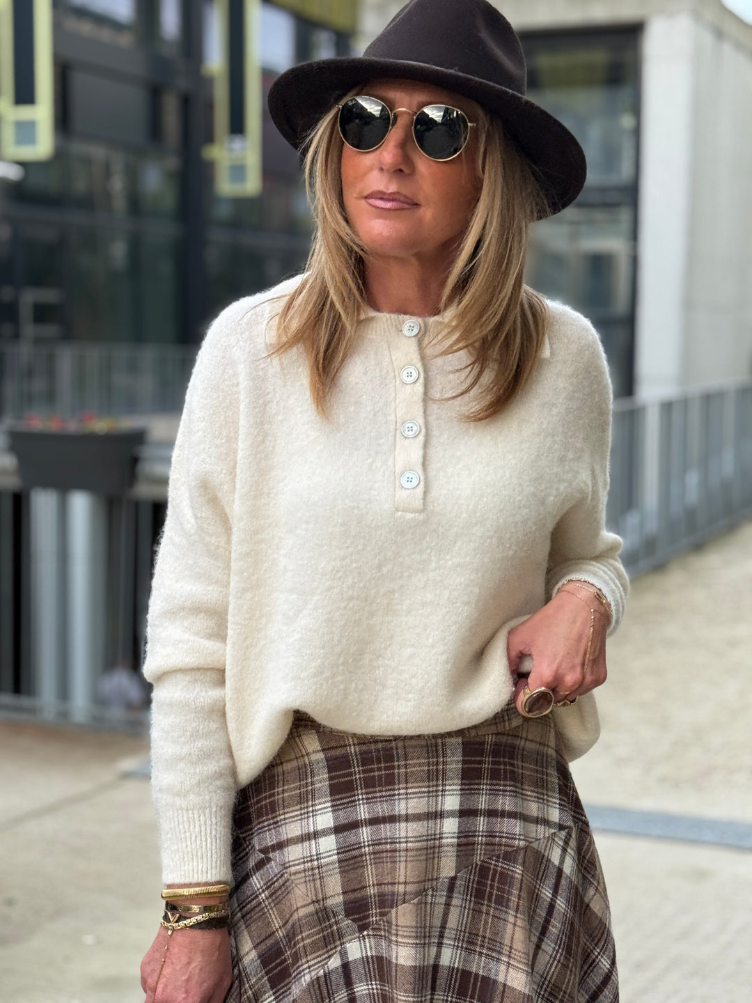 Pull col boutons 8008