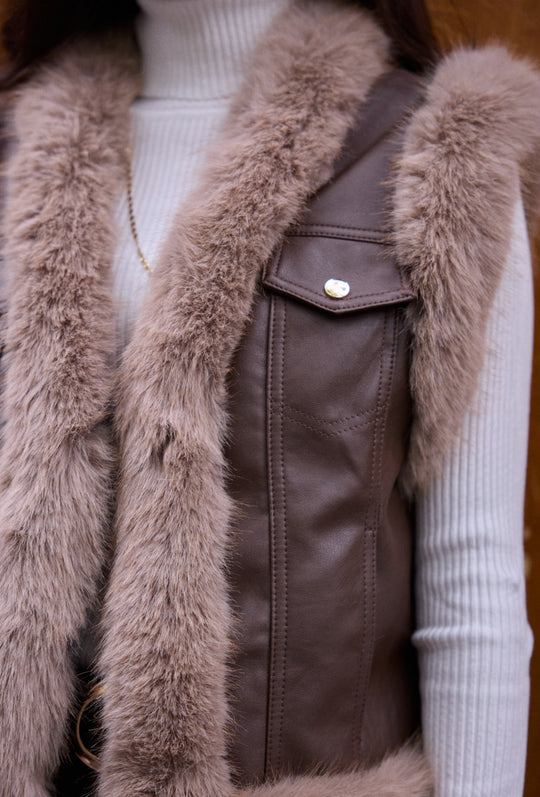 Veste sans manches similicuir fourrure 5627