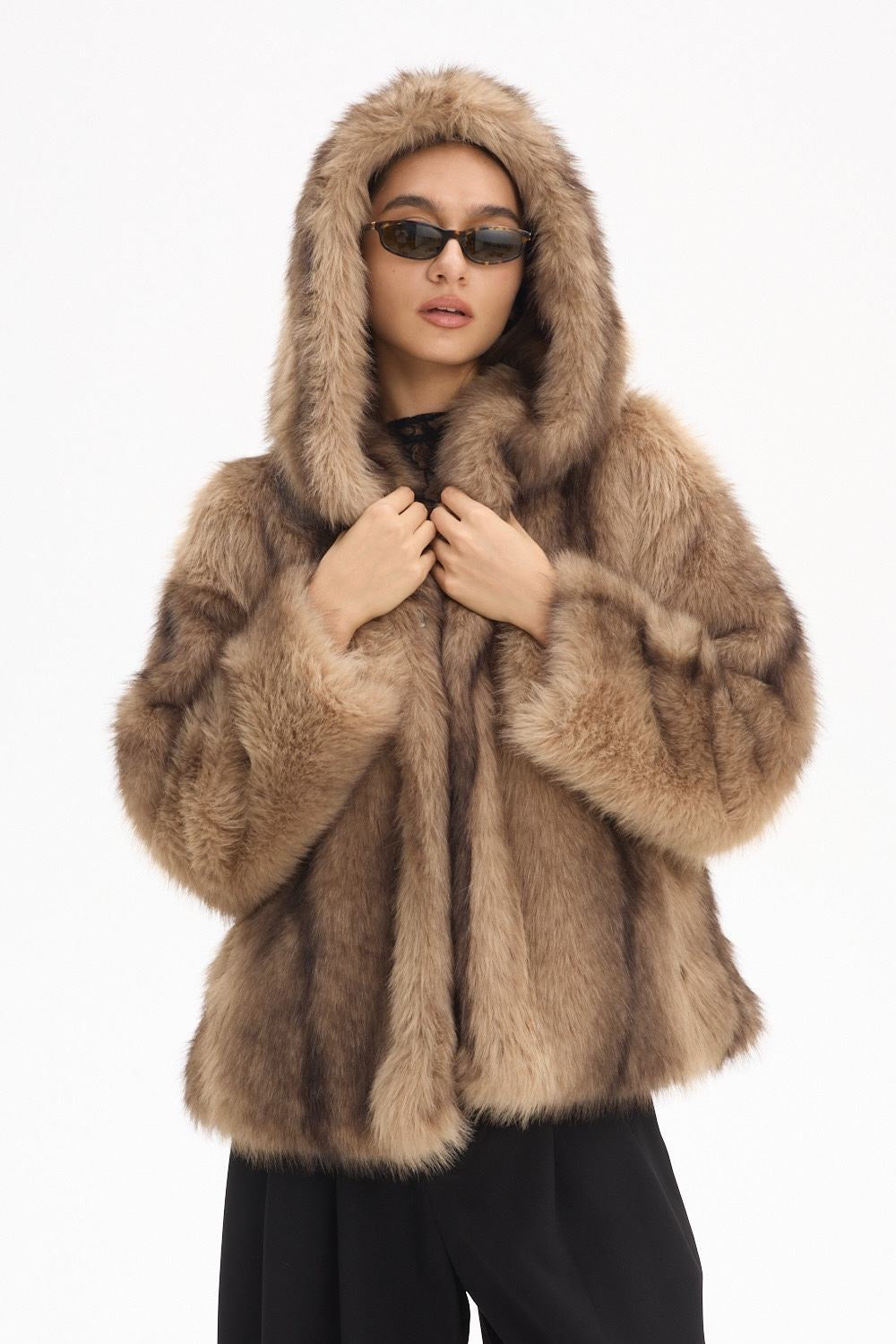 veste fourrure capuche beige/camel 3043