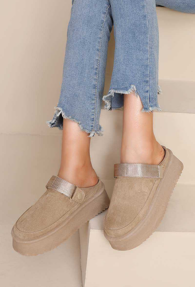 Mules noir effet daim plateforme 17