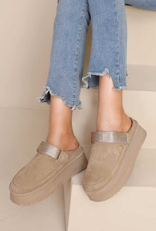 Mules beige effet daim plateforme 17