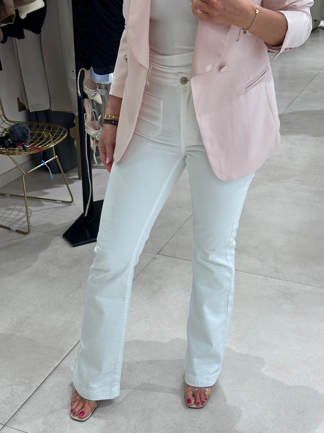 Jean patte d’éph Leila blanc (taille petit )410