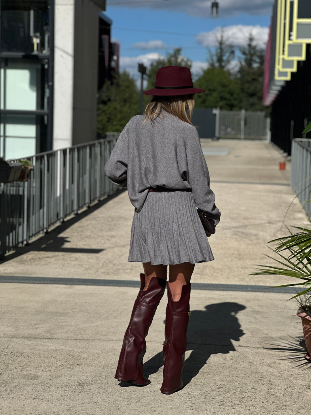 Ensemble col roulé et jupe GRIS 5030 + 5031