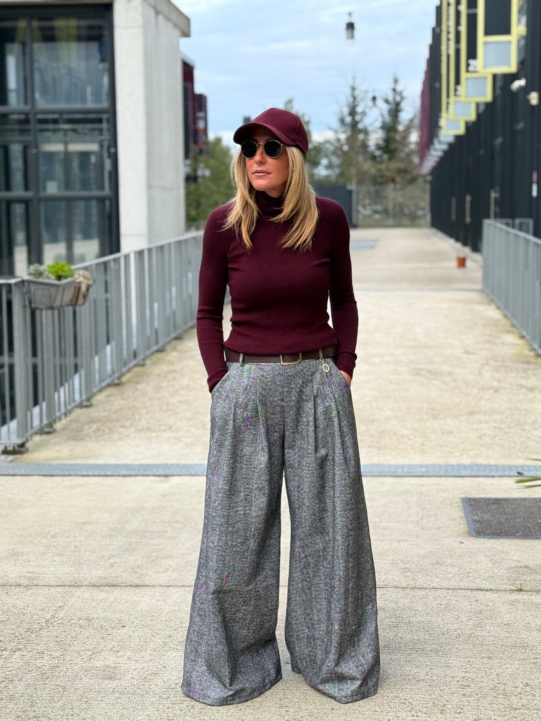 Pantalon pince chevron gris